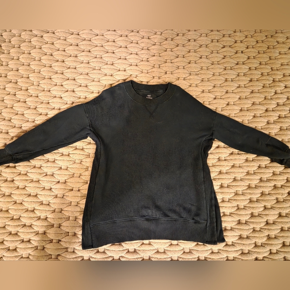Aerie Black Sweatshirt